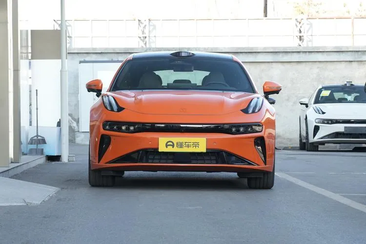 Zeekr 001